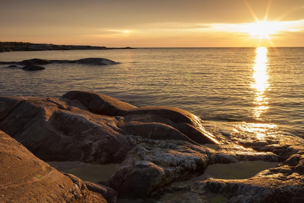 Hotel Kylmaepihlaja Lighthouse Rauma Exterior foto